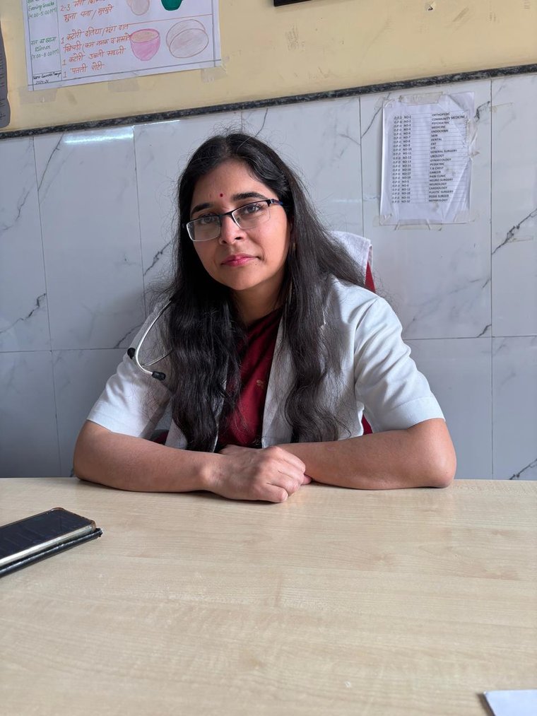 Dr. Nidhi Gupta — nephrologist in Gurugram, DM Nephrology from SGPGIMS Lucknow, kidney specialist Haryana